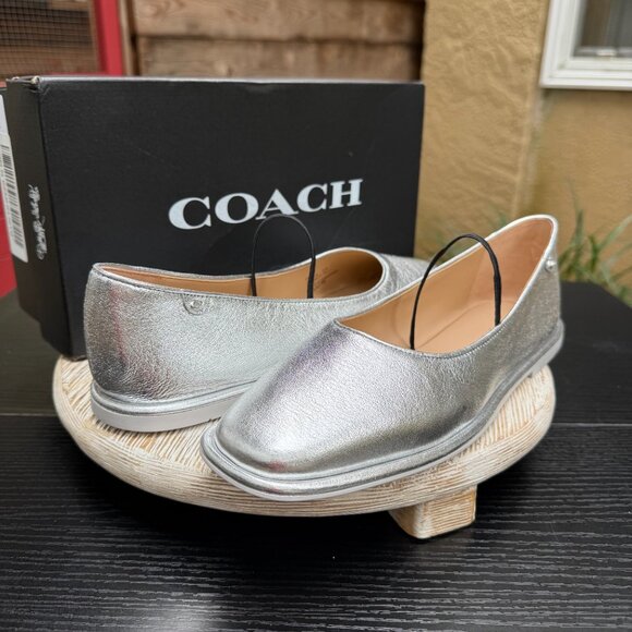 COACH Emilia Mary Jane 8.5 Ballet Flats Metallic Leather Silver Preppy New - Picture 3 of 11
